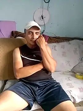 miroqui143 online show from January 12, 9:31 pm