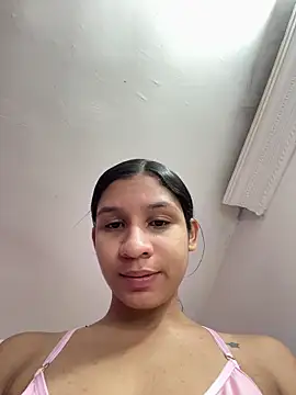 Snapshot of Danny_gonza chatting on June 7, 8:01 pm Danny gonza online show from June 7, 8:01 pm