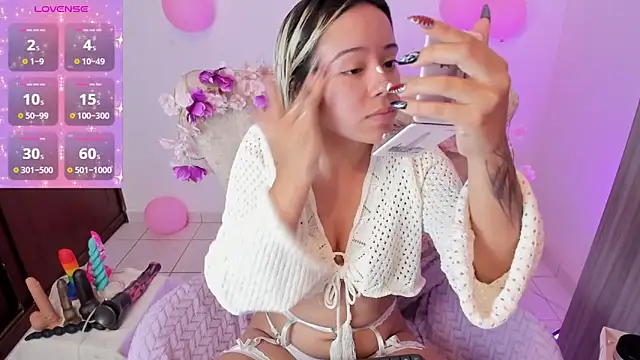 Nataliahenao69 online show from October 27, 2:10 pm