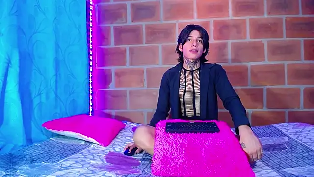 Snapshot of bellamy_094 chatting on September 25, 6:11 pm bellamy 094 online show from September 25, 6:11 pm