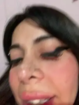 kiittyselenita online show from April 22, 3:09 am