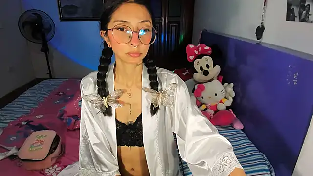 Anais lux online show from July 1, 12:01 am