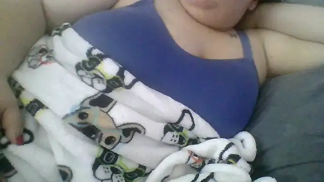 Snapshot of sarahcakes223 chatting on June 20, 5:27 pm sarahcakes223 online show from June 20, 5:27 pm