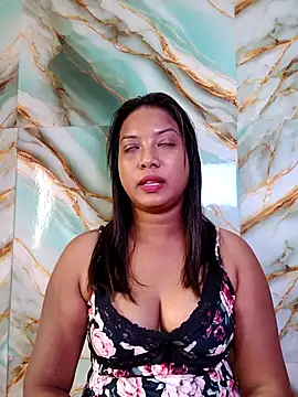 Snapshot of hornyzinia123 chatting on September 27, 5:12 am hornyzinia123 online show from September 27, 5:12 am