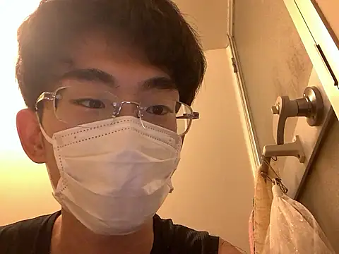 Snapshot of kurusu46 chatting on October 7, 12:13 pm kurusu46 online show from October 7, 12:13 pm