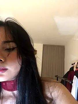 Snapshot of SelinaCatt_ chatting on October 12, 11:26 pm SelinaCatt  online show from October 12, 11:26 pm