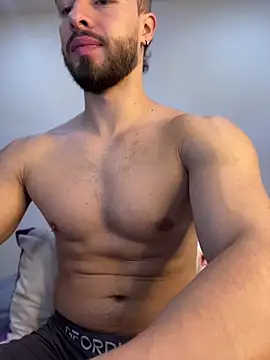 MaxDell online show from April 13, 7:08 pm