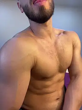 MaxDell online show from April 23, 7:38 pm