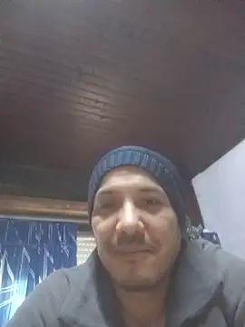 Snapshot of Ridick2025 chatting on May 23, 8:24 pm Ridick2025 online show from May 23, 8:24 pm