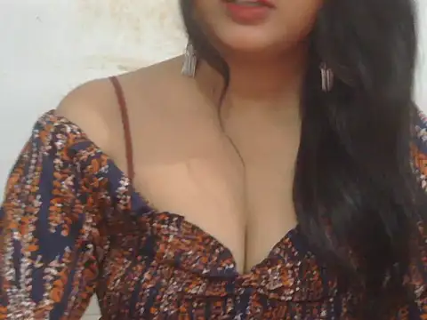 POOJA 199 online show from June 2, 7:10 am