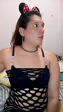 Snapshot of samanthaa_hot_ chatting on October 20, 9:26 pm samanthaa hot online show from October 20, 9:26 pm
