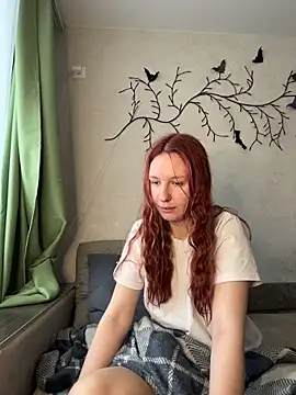 Snapshot of Hera_Mark chatting on November 27, 5:53 am Hera Mark online show from November 27, 5:53 am