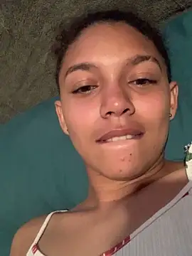 aitana kahlo online show from February 15, 2:14 pm