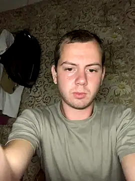 Snapshot of sal0mka chatting on October 3, 8:06 pm sal0mka online show from October 3, 8:06 pm