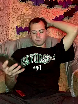 Snapshot of sal0mka chatting on October 21, 7:03 pm sal0mka online show from October 21, 7:03 pm