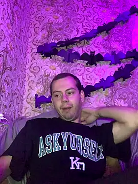 Snapshot of sal0mka chatting on October 25, 9:09 pm sal0mka online show from October 25, 9:09 pm