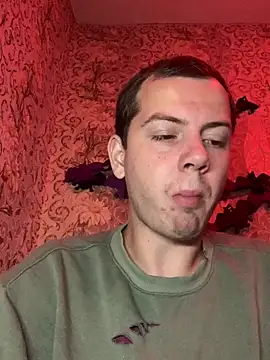 Snapshot of sal0mka chatting on October 27, 8:24 pm sal0mka online show from October 27, 8:24 pm