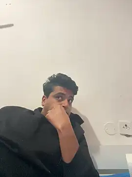 Snapshot of Noam7080z chatting on February 1, 6:06 pm Noam7080z online show from February 1, 6:06 pm