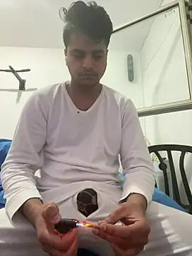 Snapshot of Noam7080z chatting on March 30, 7:26 pm Noam7080z online show from March 30, 7:26 pm