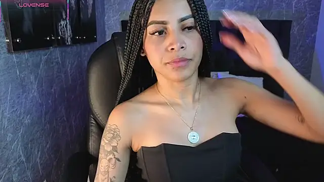 eileen  hills online show from December 16, 8:14 pm