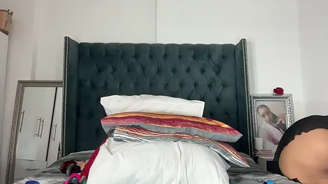 TangyYummyAss online show from February 27, 8:06 am