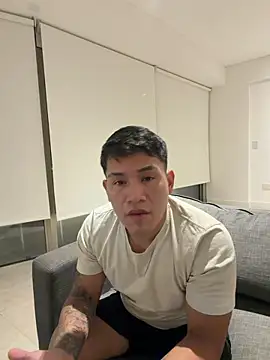 Snapshot of Soy_Mrporonga chatting on March 22, 11:52 pm Soy Mrporonga online show from March 22, 11:52 pm