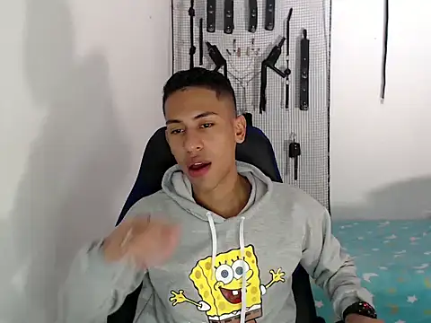 dylan apol0 online show from September 25, 5:00 am