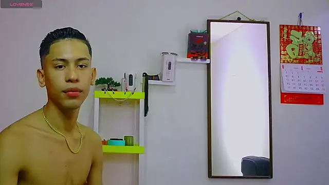 dylan apol0 online show from January 10, 2:02 am