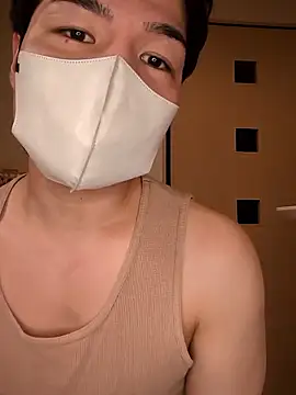 kqitooo online show from February 25, 10:14 am