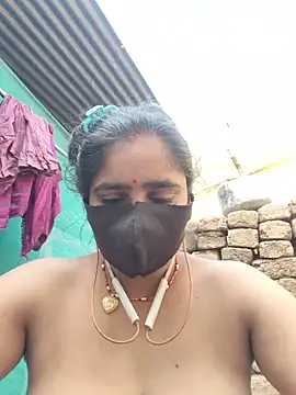 Snapshot of Falguni_Desai chatting on June 7, 2:37 am Falguni Desai online show from June 7, 2:37 am