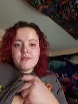 nuttiebuddy1 online show from September 13, 5:02 pm