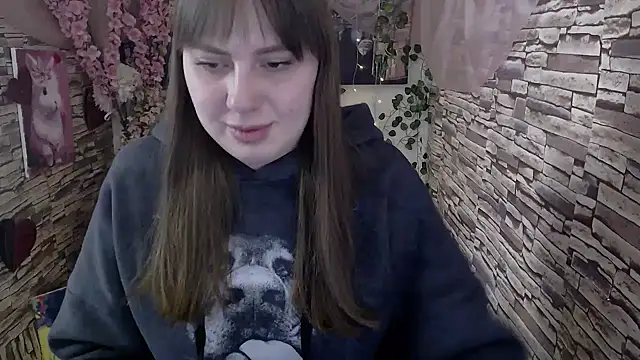 Snapshot of Amanda_Bright_ chatting on October 11, 11:09 am Amanda Bright online show from October 11, 11:09 am