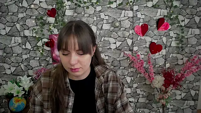 Snapshot of Amanda_Bright_ chatting on November 14, 6:45 am Amanda Bright online show from November 14, 6:45 am