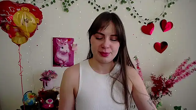 Amanda Bright  online show from February 21, 11:33 am