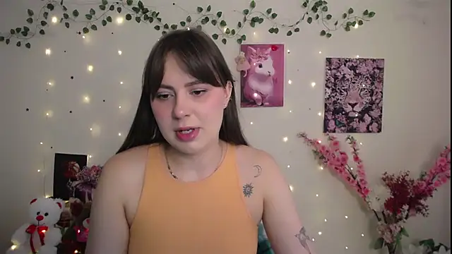 Amanda Bright  online show from June 7, 9:13 am