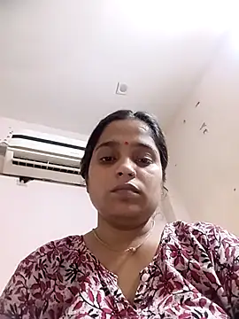 Snapshot of Trisha_71 chatting on July 12, 5:42 am Trisha 71 online show from July 12, 5:42 am