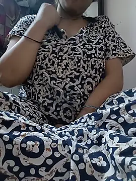 Snapshot of Trisha_71 chatting on July 18, 8:12 pm Trisha 71 online show from July 18, 8:12 pm