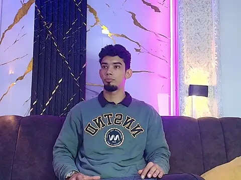 prince arthur77 online show from July 23, 1:31 pm