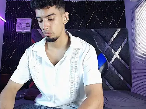 prince arthur77 online show from August 6, 4:42 pm