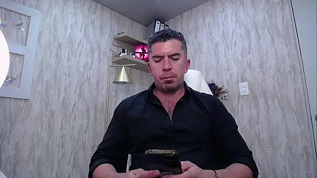 JuanKFit 45 online show from March 9, 3:32 am