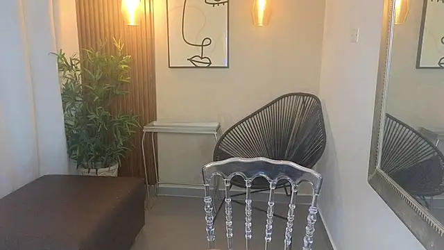 Snapshot of Lia_Mar_ chatting on October 18, 6:08 pm Lia Mar  online show from October 18, 6:08 pm