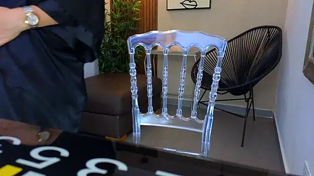 Snapshot of Lia_Mar_ chatting on October 21, 6:19 pm Lia Mar  online show from October 21, 6:19 pm