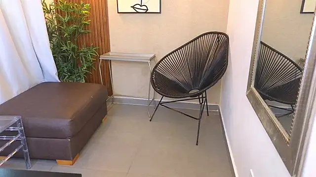 Snapshot of Lia_Mar_ chatting on October 25, 6:02 pm Lia Mar  online show from October 25, 6:02 pm