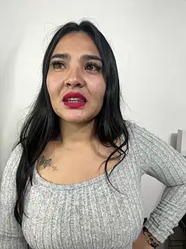 meli  brown online show from April 23, 6:36 am