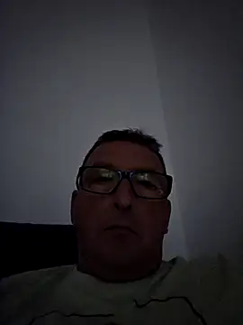 Snapshot of Oorse1966 chatting on October 20, 8:31 pm Oorse1966 online show from October 20, 8:31 pm