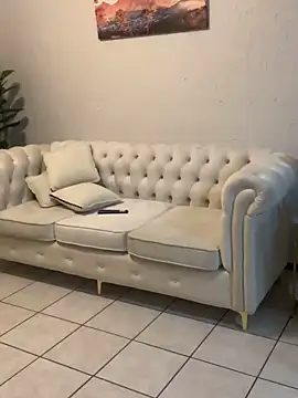 jayjayja19 online show from April 20, 1:52 am