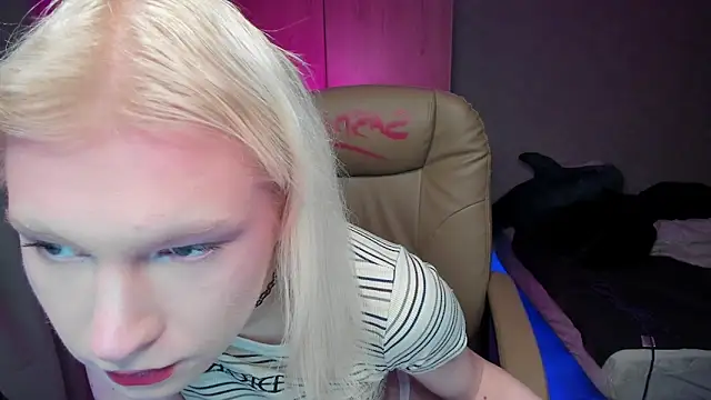 Sasyhk0 online show from January 12, 6:02 pm