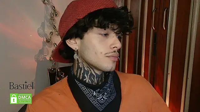 Snapshot of Mihail_leroy chatting on September 13, 3:39 am Mihail leroy online show from September 13, 3:39 am