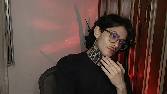 Mihail leroy online show from May 14, 3:57 am