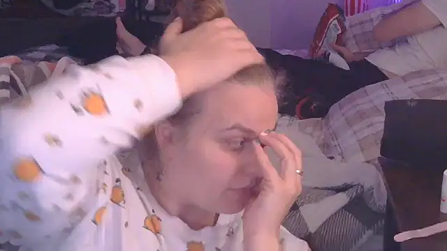 Snapshot of Sexyblonde12344 chatting on October 15, 2:22 am Sexyblonde12344 online show from October 15, 2:22 am